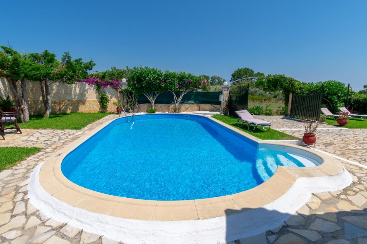 Saia Villa *